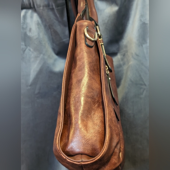 Unbranded Large Slouchy Vegan Leather Shoulder Bag with Lots of Storage - Picture 4 of 11
